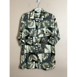 VTG Pierre Cardin Mens Hawaiian Shirt Size Medium Floral Retro Tropical Vacation